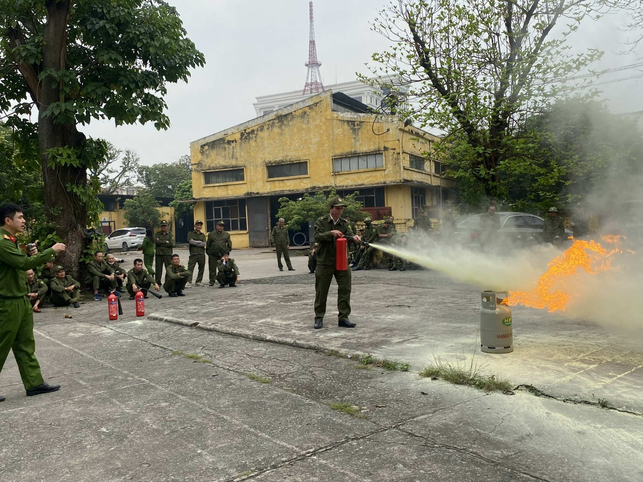 Công an phường Thành Đông tập huấn nghiệp vụ bảo đảm an ninh, an toàn bầu cử
